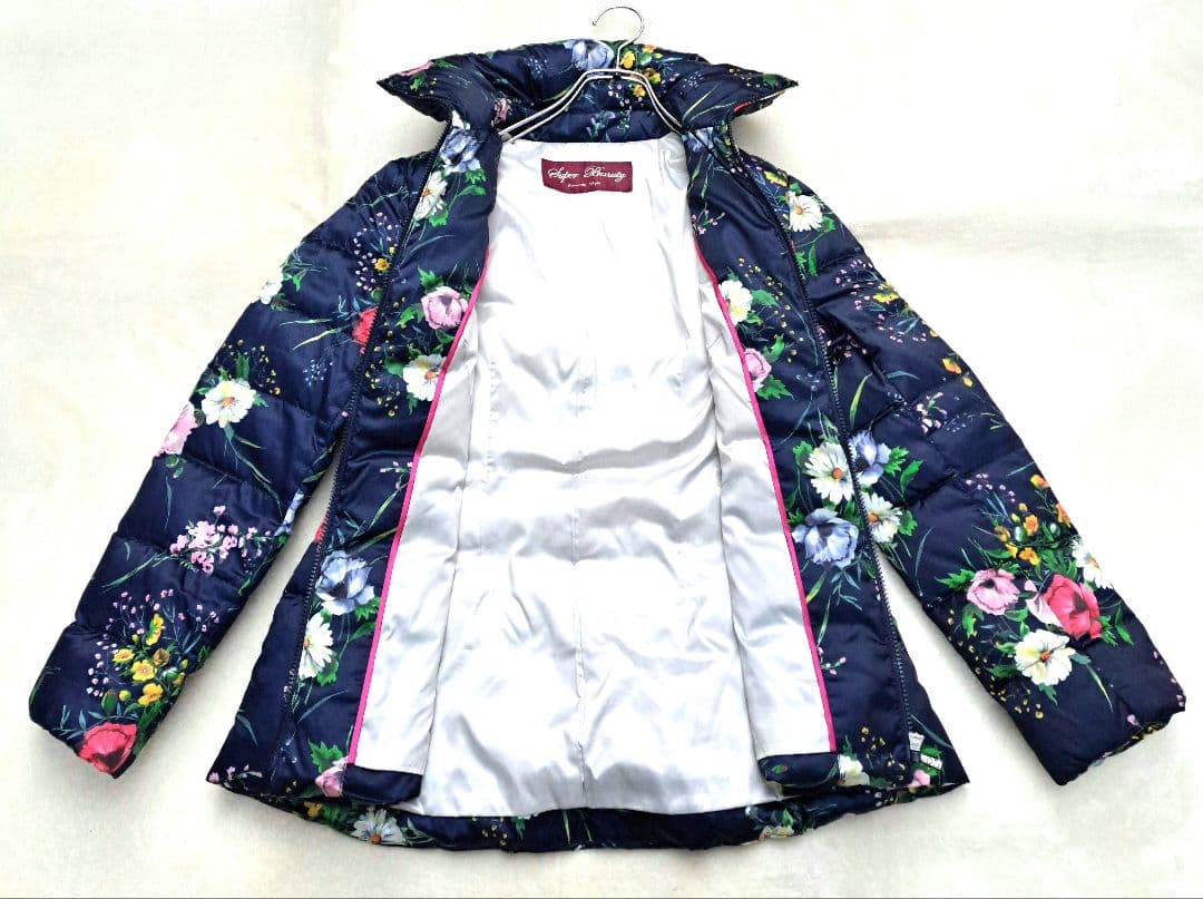 超美品　スーパービューティー　ライトダウンジャケット　エレガンス　花柄　40