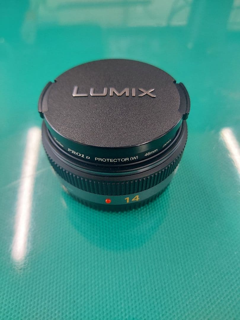 LUMIX 14mm F2.5 単焦点レンズ