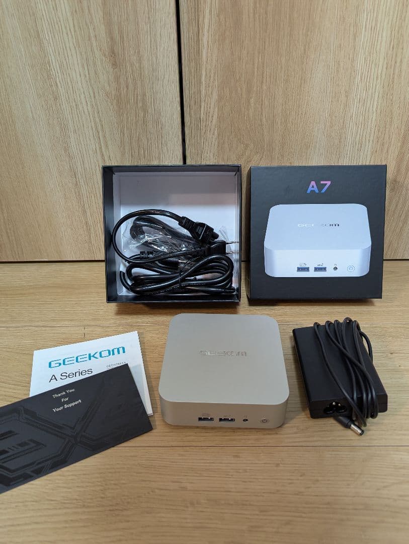 GEEKOM A7 PC Ryzen R9 7940HS メモリ32G 訳あり