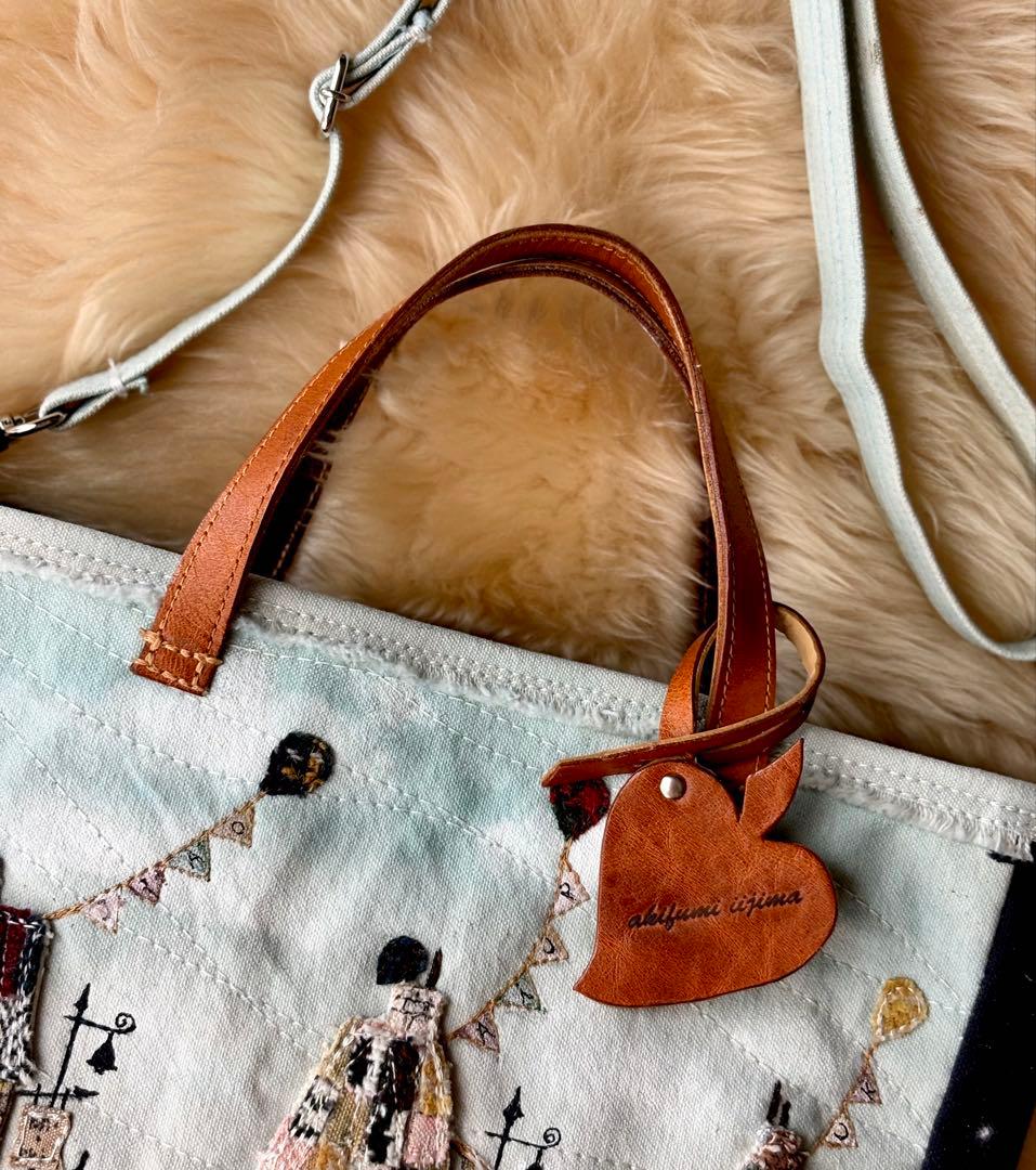 (手づくり)\"海の見える街\"ショルダートートバッグ刺繍アップリケ