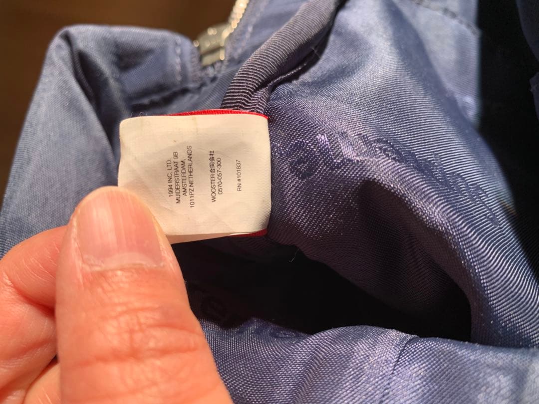 レア ☆ Supreme グラフィティ柄 スリングバッグ デニム ステッカー付き