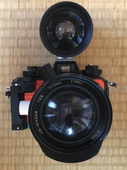 Nikon vに15mm  lens とView finder 付き　新同