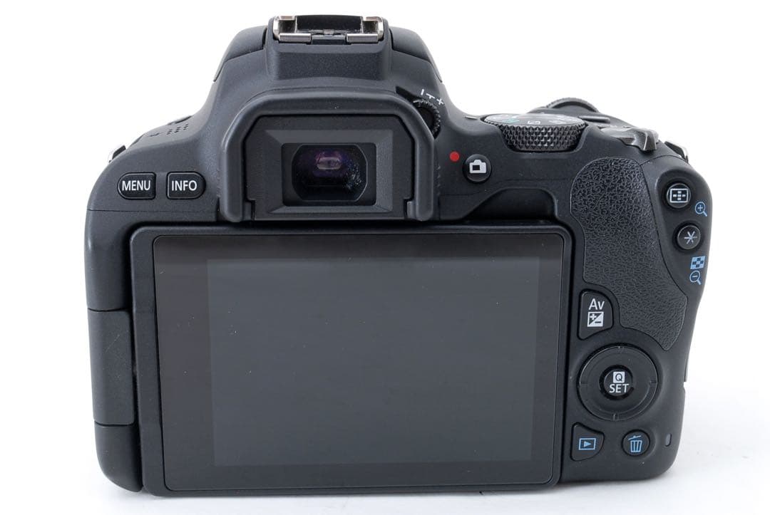 ☆人気機種☆canon kiss x9標準&望遠&単焦点トリプルレンズセット