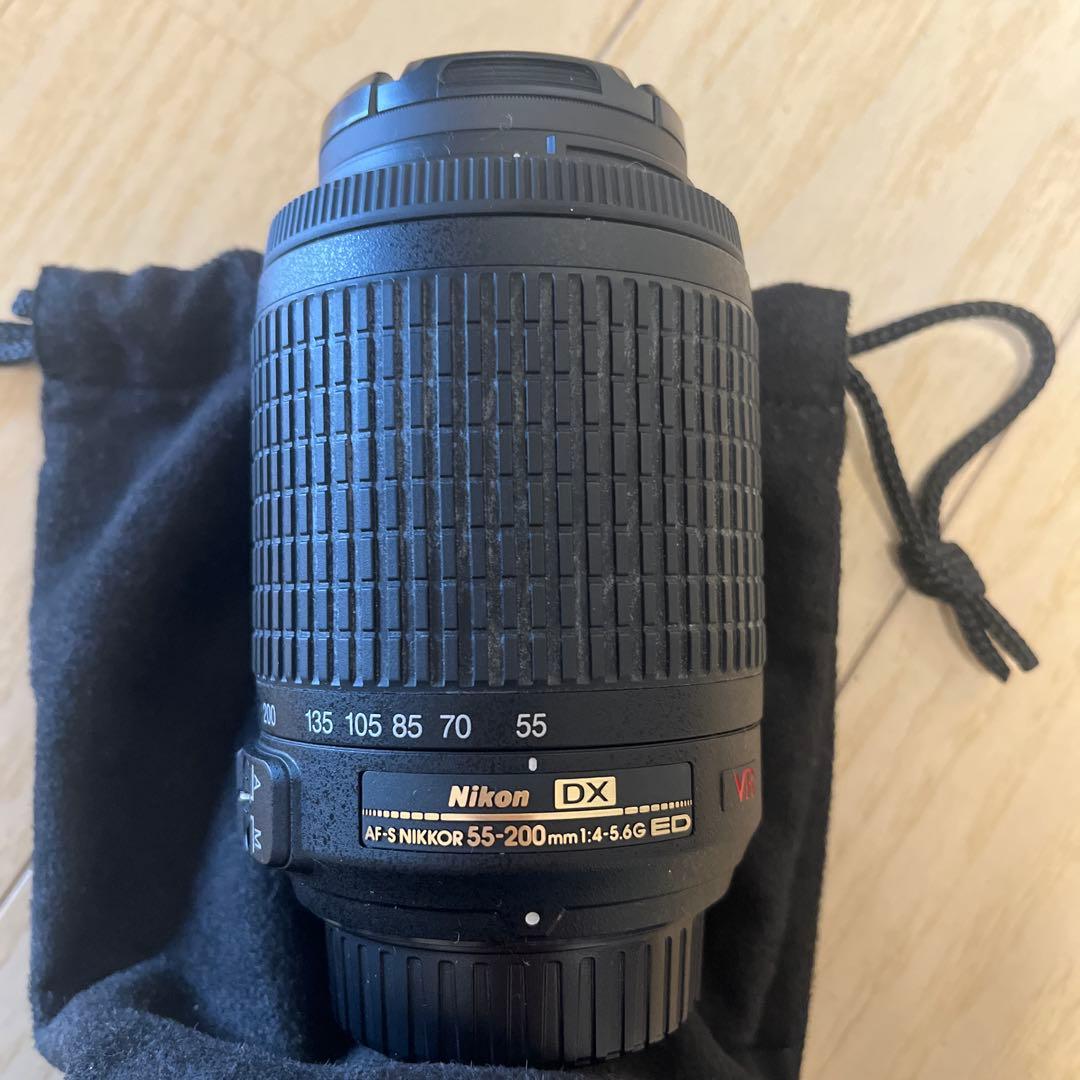 Nikon 望遠ズームレンズ 55-200mm フード　フィルター付