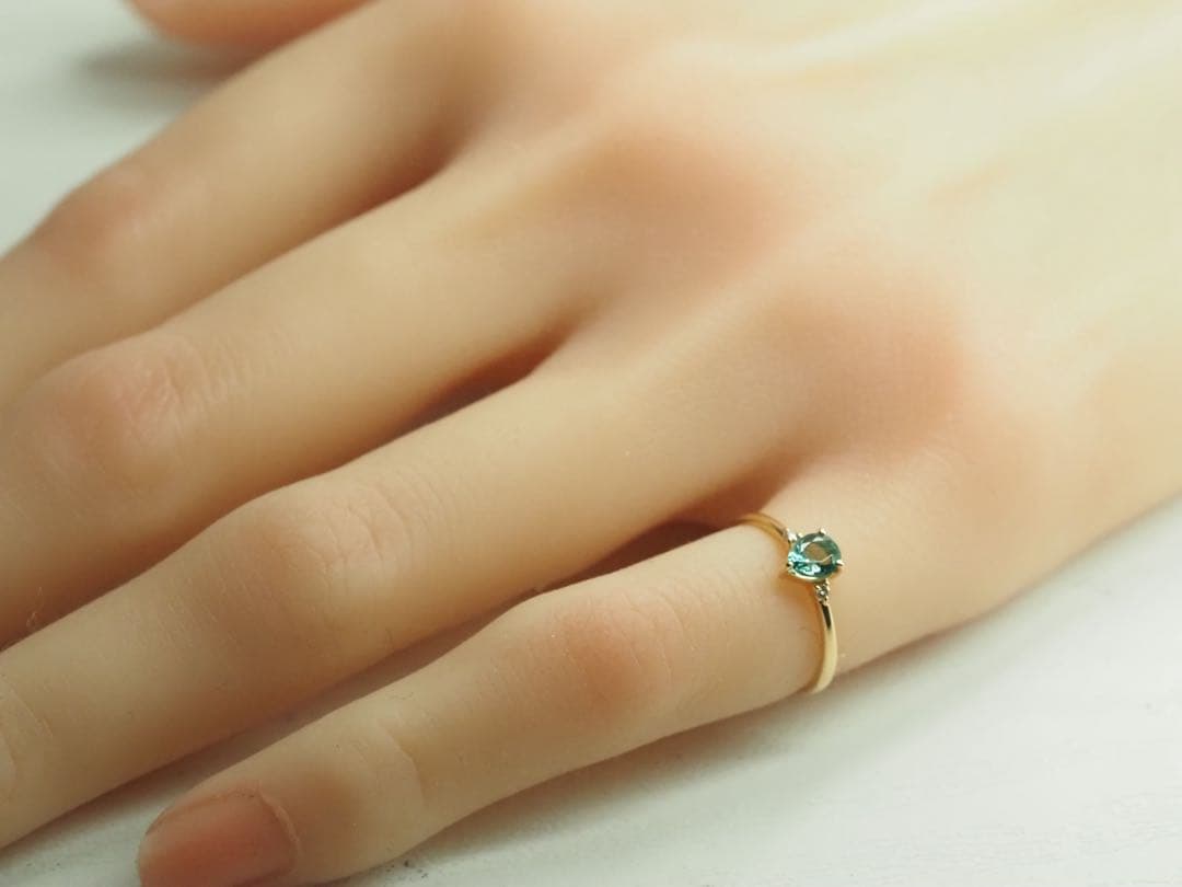 ◎ペアシェイプ♡K18YG天然エメラルド&ダイヤモンドリング　ソーティング　3号