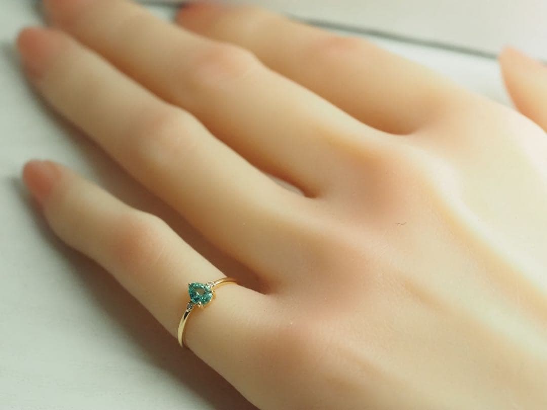 ◎ペアシェイプ♡K18YG天然エメラルド&ダイヤモンドリング　ソーティング　3号