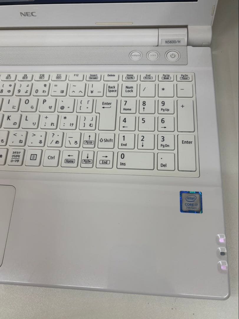 532　美品✨NEC LAVIE 薄型ノートパソコン Corei7 win11