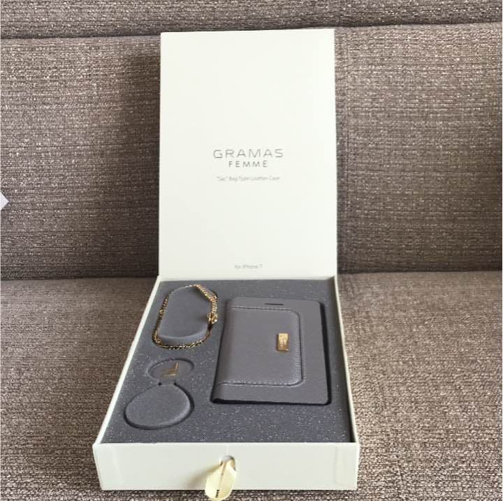 スマートフォンケース   iPhone7