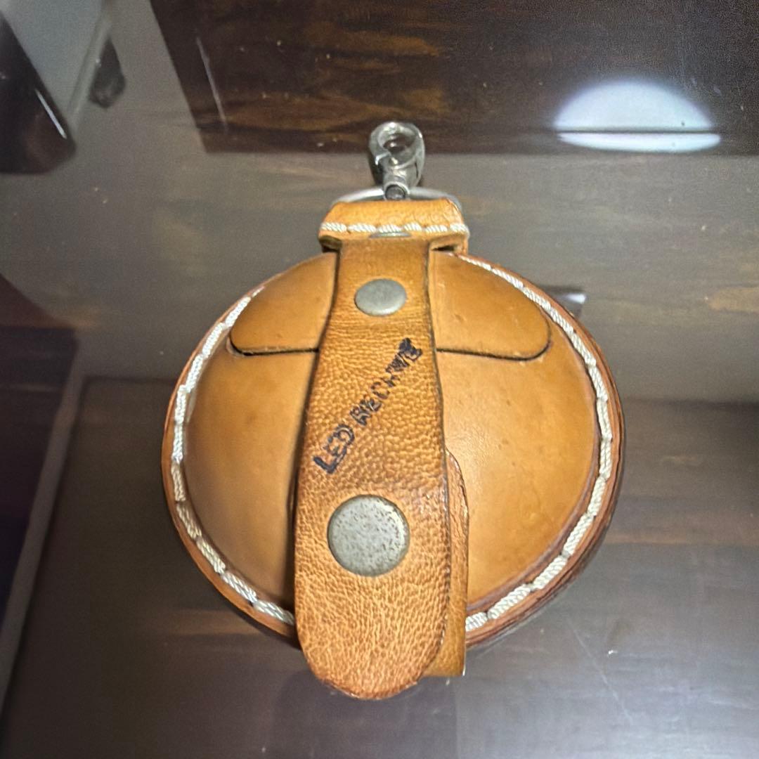 レザー 丸型ケース キーホルダー付き