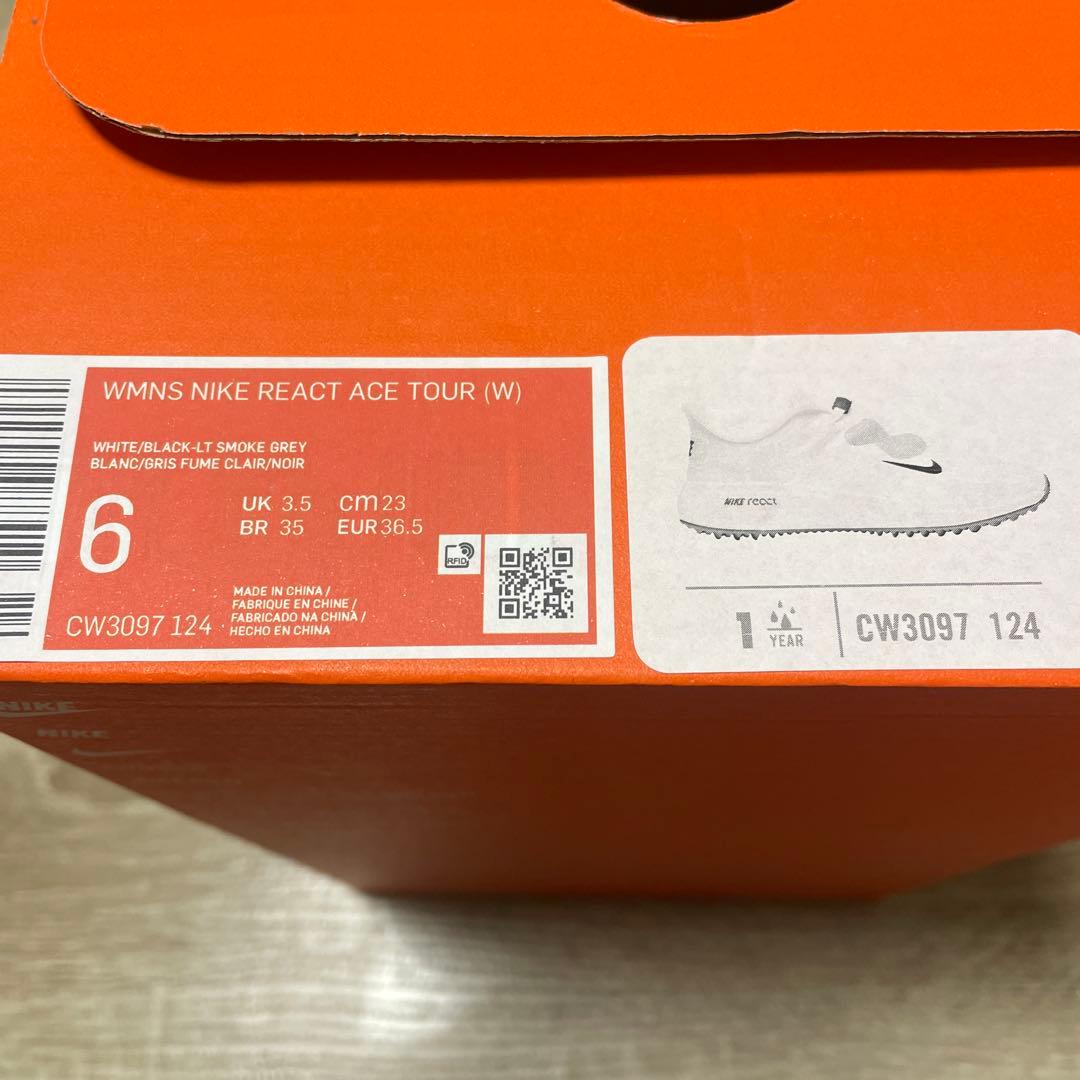 [新品]23cm NIKE WMNS REACT ACE TOUR ゴルフ 白