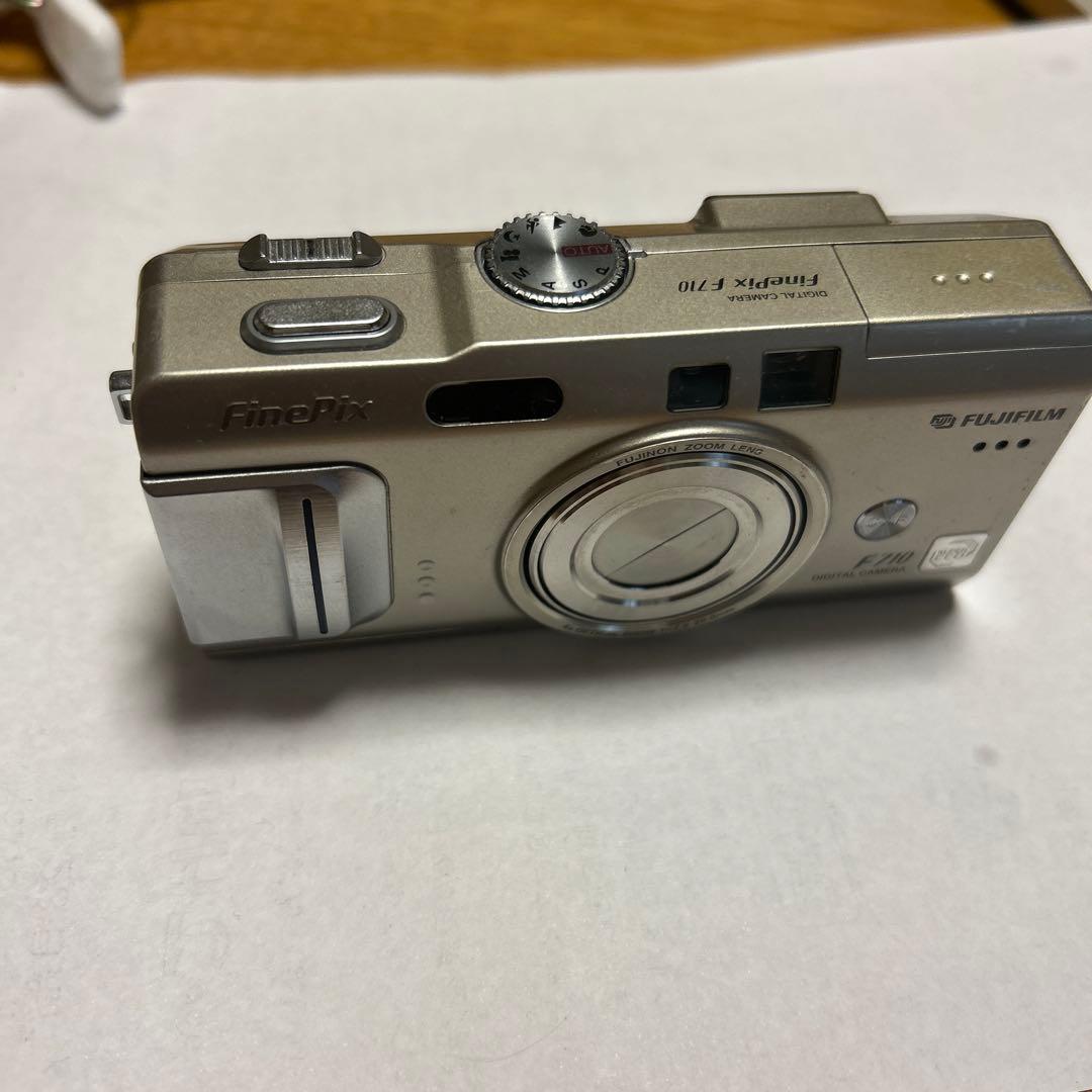 デジタルカメラ FUJIFILM finepix F810