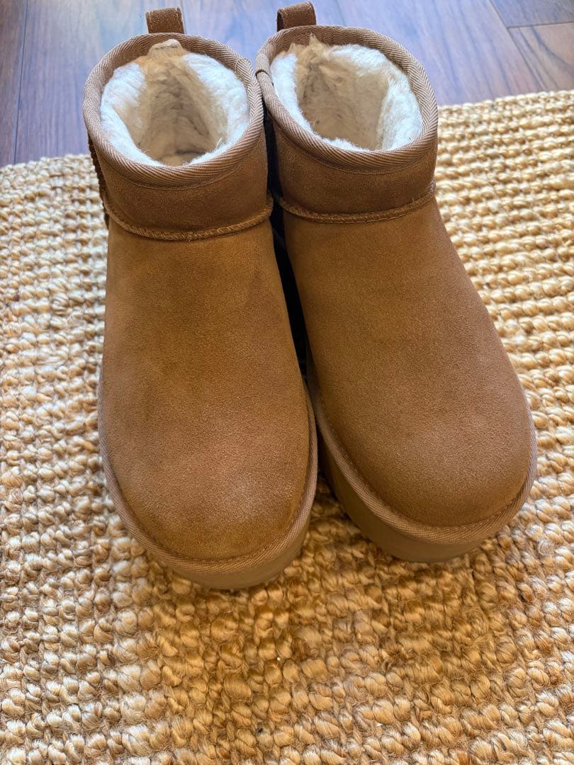 UGG 厚底 ウルトラミニ プラットフォーム ブーツ スエード Chestnut