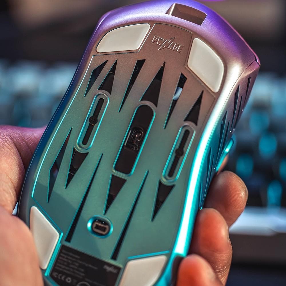 Pwnage StormBreaker 限定版 BLG ゲーミングマウス