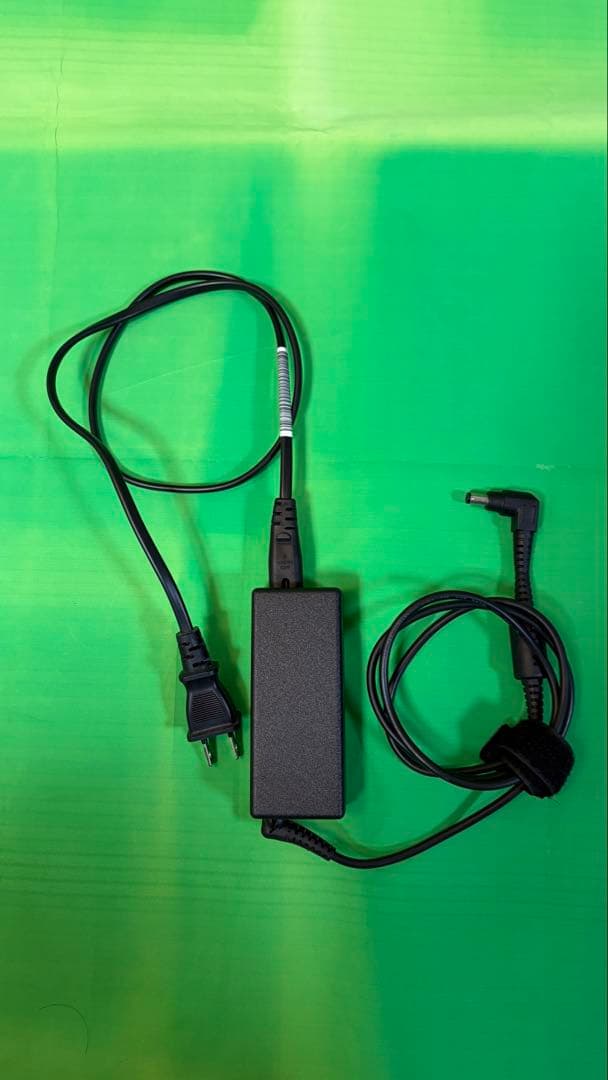 美品 レッツノートCF-QV9 第10世代 8GB office