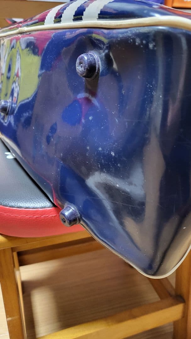 adidas エナメルボストンバック　紺色　ユーズド品