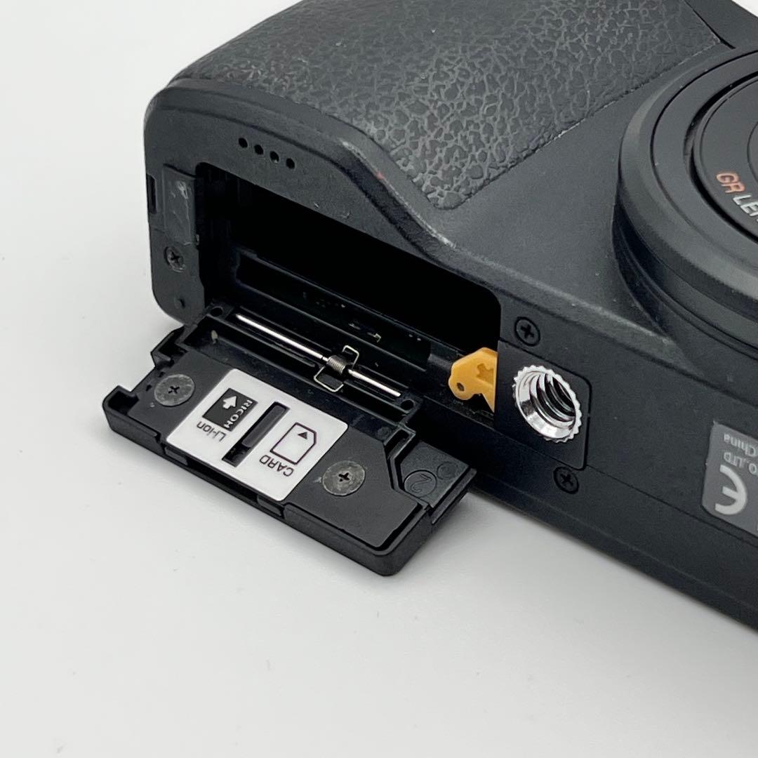 【完動品 良品】RICOH GR II コンパクトデジタルカメラ 動作確認済