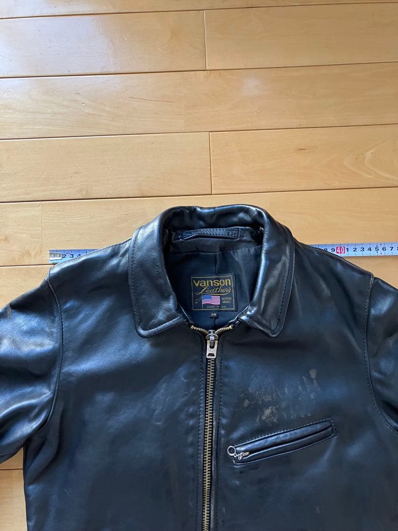 Vanson ENF 34 TALONジッパー使用