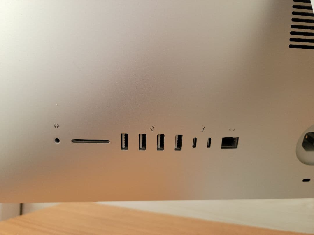 美品　iMac Retina 4K 2019 i3/16GB/1TB