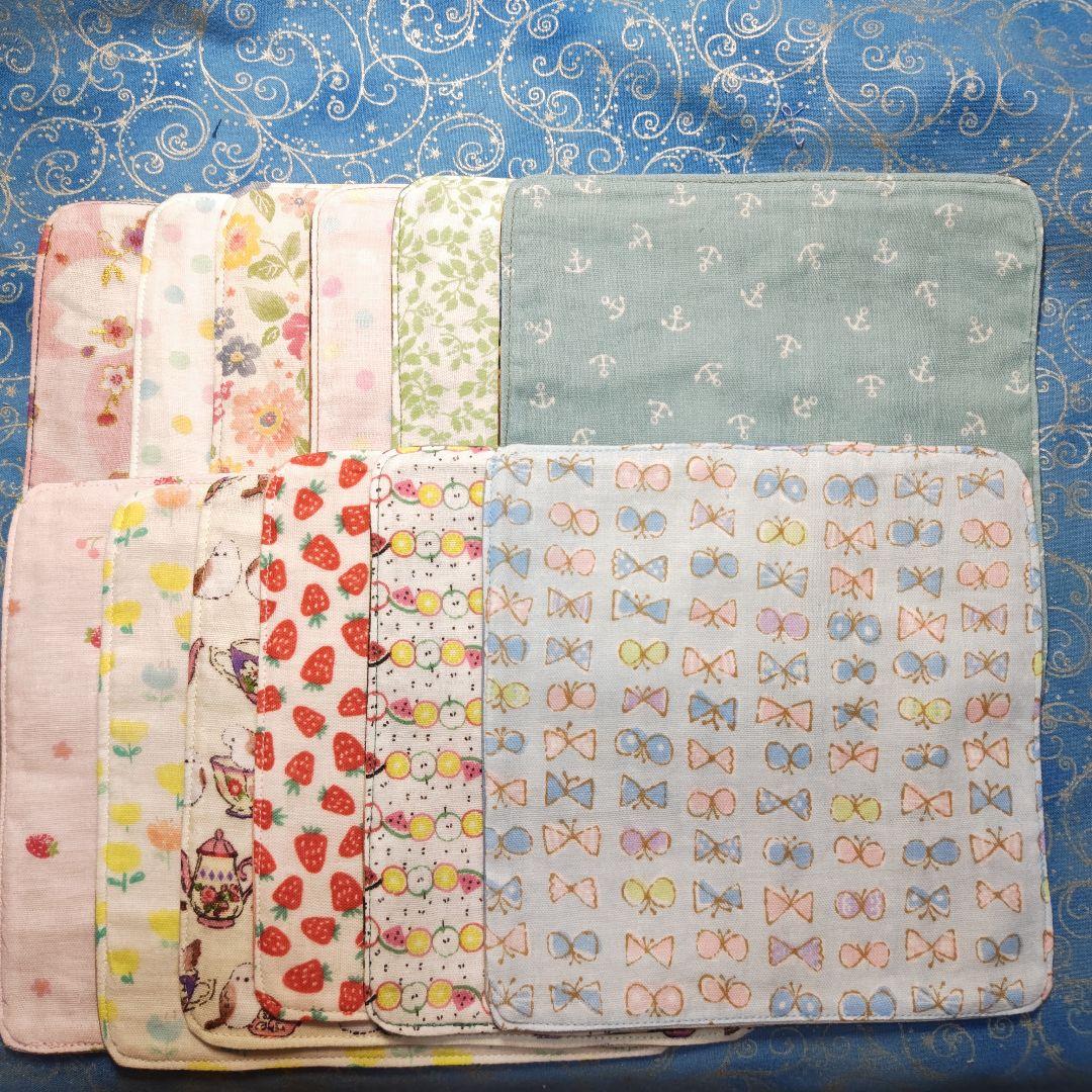 りあ　ハンカチ12枚 パネル22枚　マルチーズちゃん柄　34枚