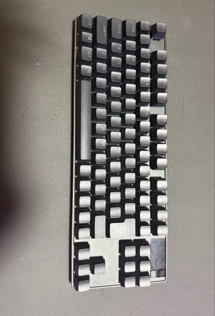 SteelSeries Apex Pro TKL RGBキーボード本体