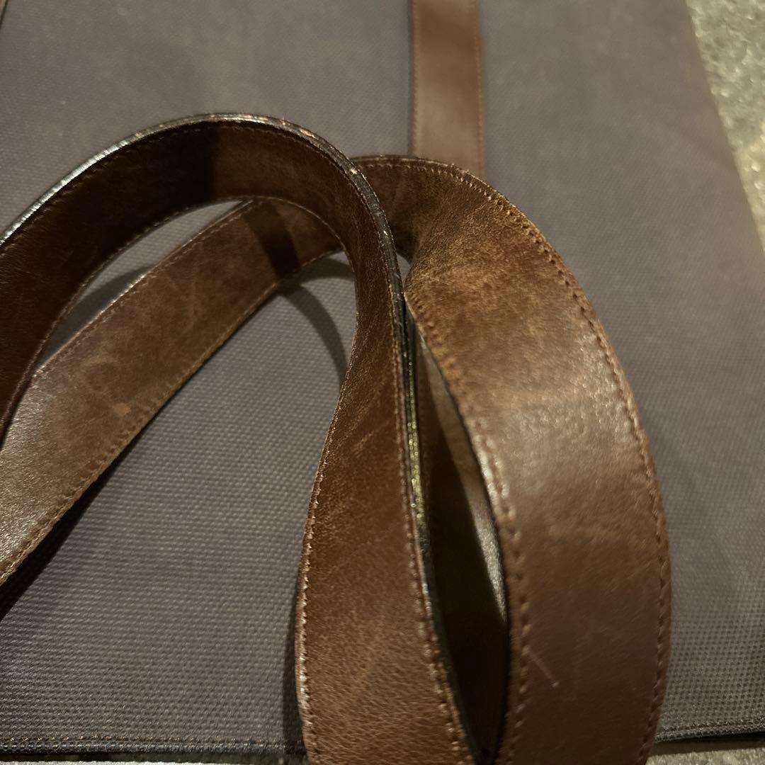 ブルガリ　シンプルな大きめトートバッグ　マチ無し　ビジネス