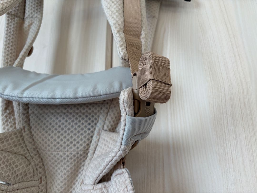 【美品】エルゴベビー オムニブリーズ サンドベージュ