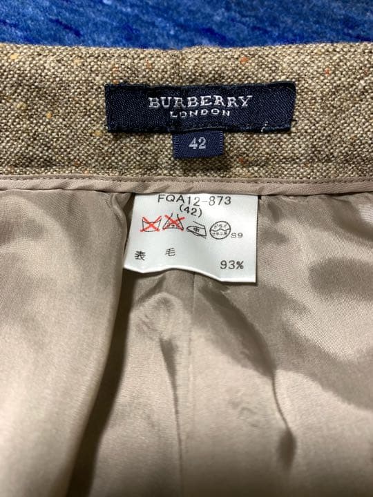 BURBERRY LONDON 茶系ツイード　秋冬パンツスーツ42 極美品！