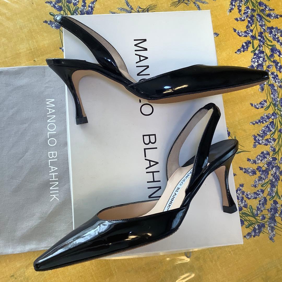 極美品! マノロブラニク 定番キャロリン スリングバック 極上パテント 21cm