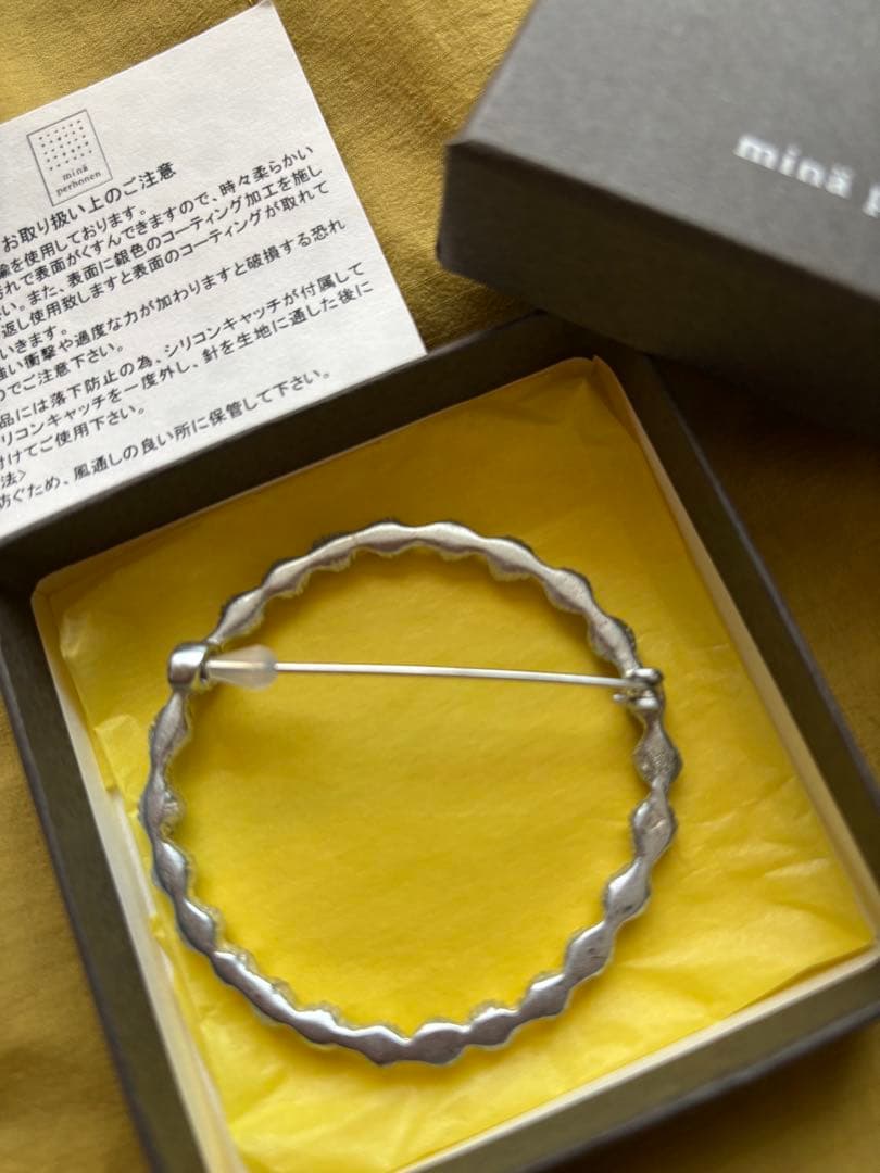 mina perhonen ミナペルホネン　タンバリンブローチ　シルバー