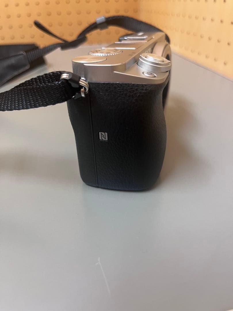 SONY α6000 ミラーレス一眼 本体と付属品