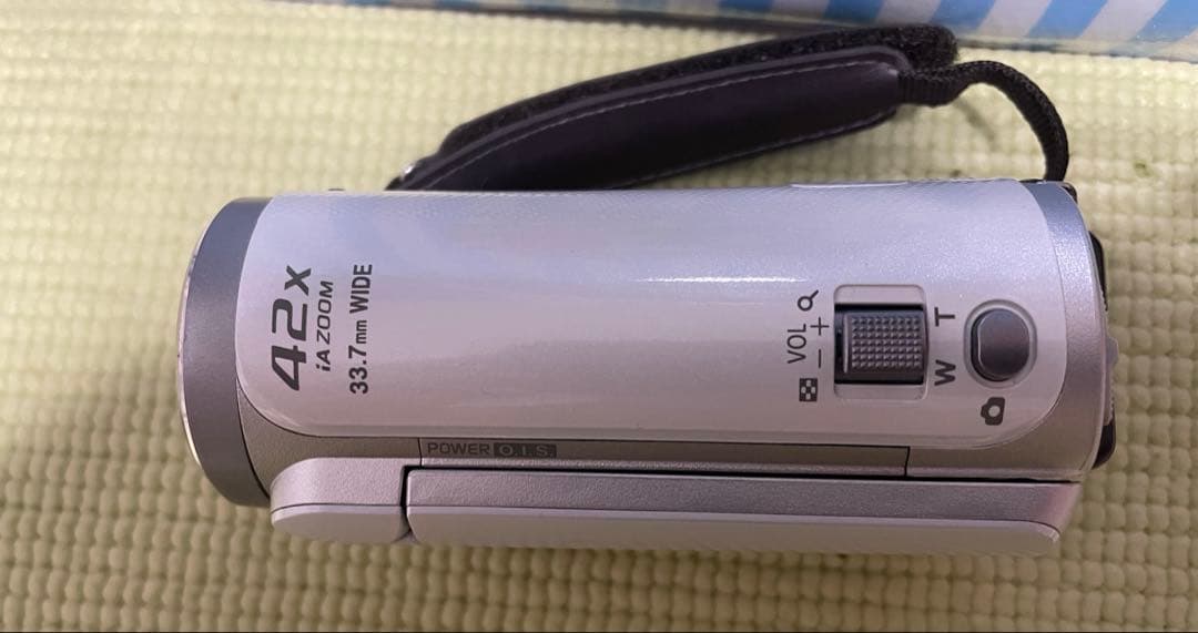 あ*い様 Panasonic HDC-TM45 デジタルハイビジョンカメラ　ホワ