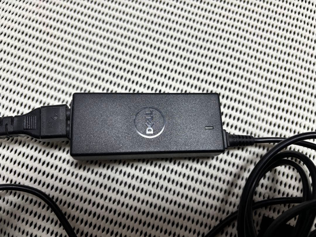 Windowsノート本体 Dell Latitude 3590 3865U 8GB 128GB