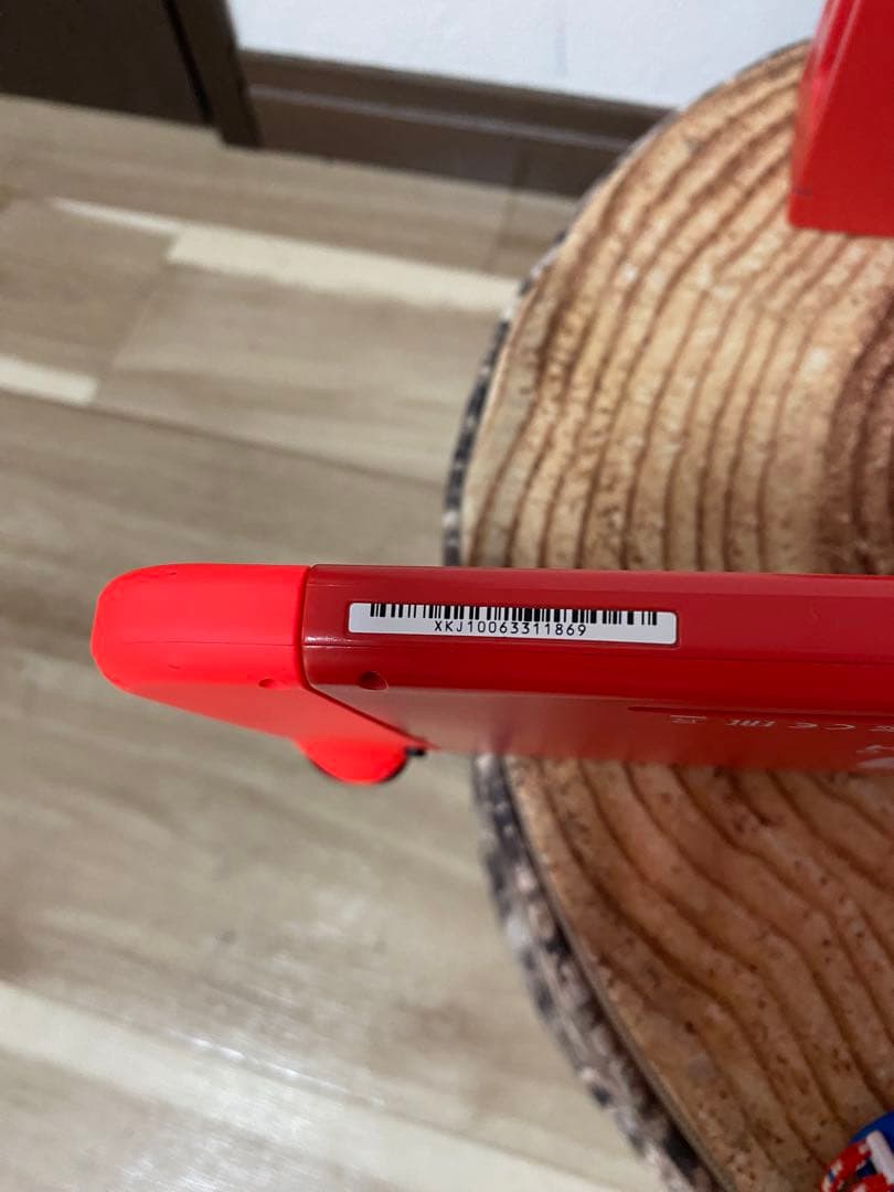 Nintendo Switch ニンテンドースイッチ本体　ネオンレッド　箱無し