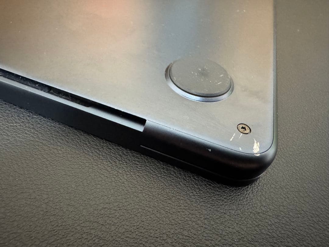 Apple MacBook Air (M2, 2022) 本体 13.6インチ