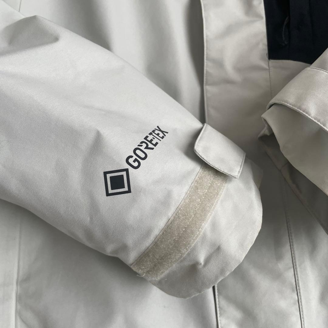 年内発送❣️早い者勝ち⭐️GORE-TEX✖️Burton スノーボードウェア【S】