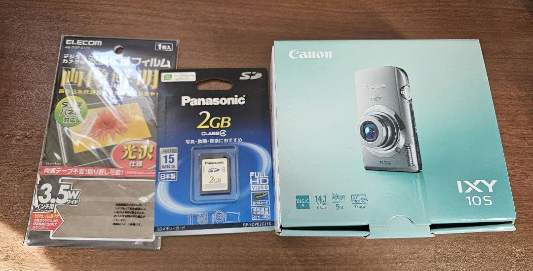 Canon　IXY 10S　デジカメ