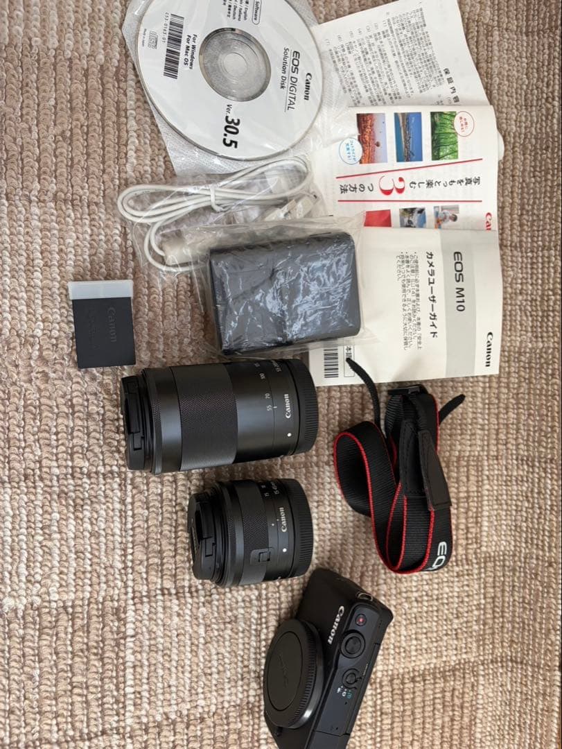 Canon EOS M10 ミラーレスカメラ 付属品多数