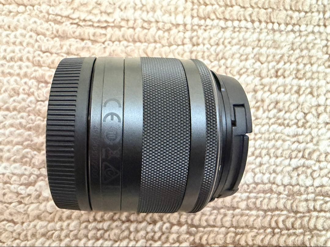 Canon EOS M10 ミラーレスカメラ 付属品多数