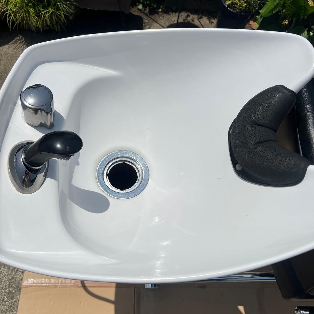 oneです。タカラベルモント シャンプー台NRSKAZE 美容室 理容院②