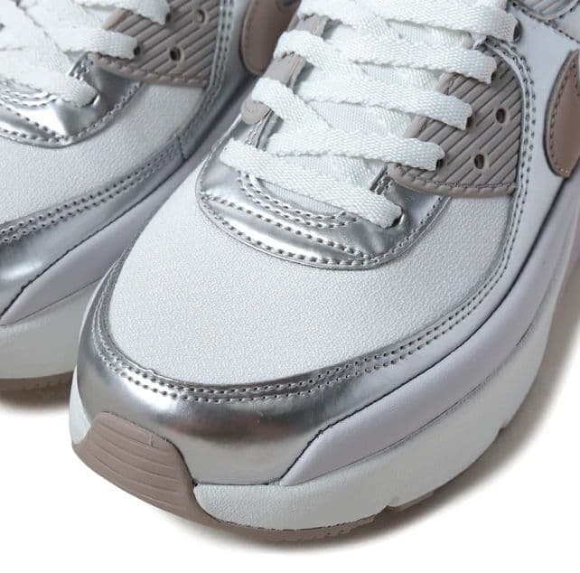 靴 NIKE AIR MAX 90 LV8