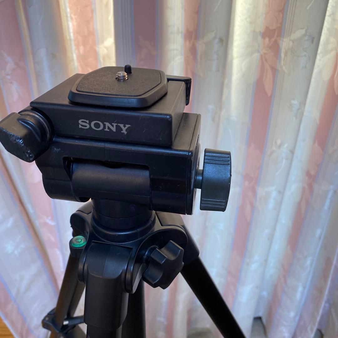 SONY HDR-PJ680 ビデオカメラ本体　HAKUBAバック　SONY三脚