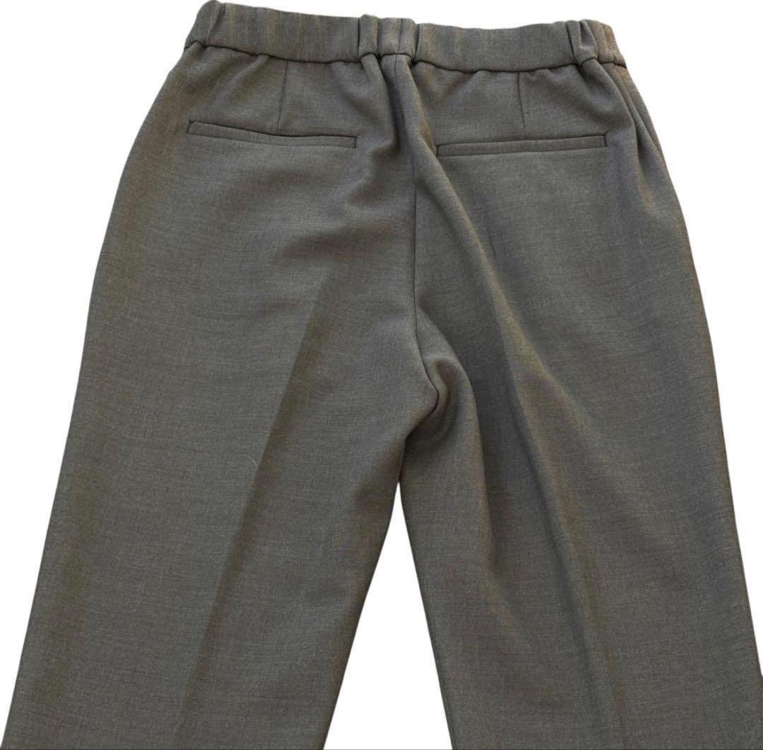 極美品　グリーンレーベル ノーカラー パンツスーツ38 グレー　洗える