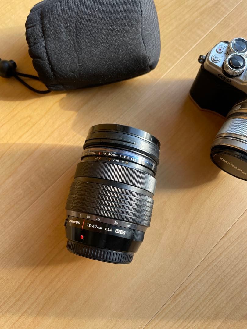 OLYMPUS 12-40mm f/2.8 proレンズ