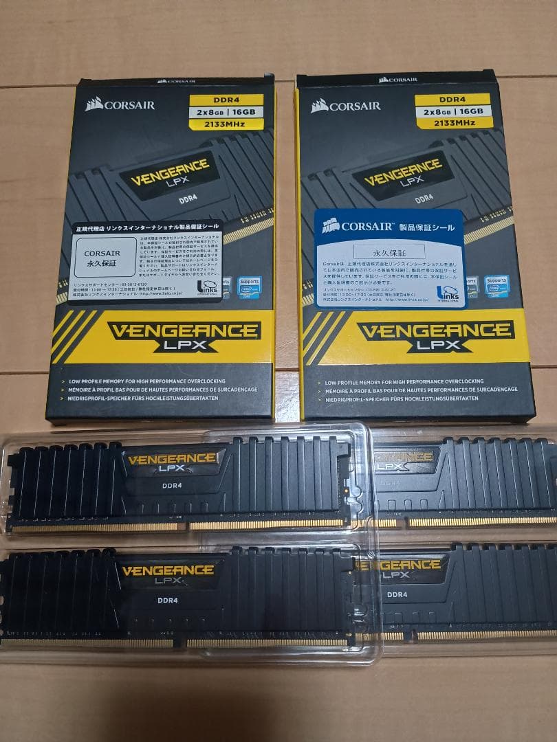メモリー CORSAIR Vengeance LPX DDR4 32GB (8GBx4)