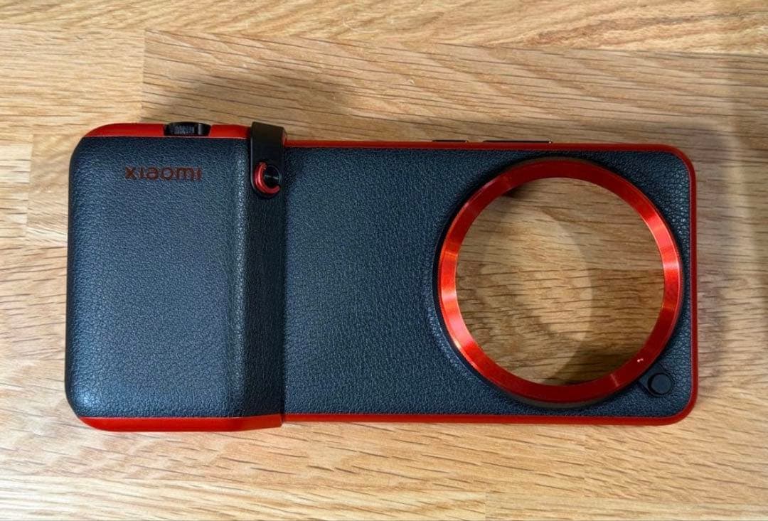 画面傷あり Xiaomi 15 Ultra シルバークローム 512GB 国内版