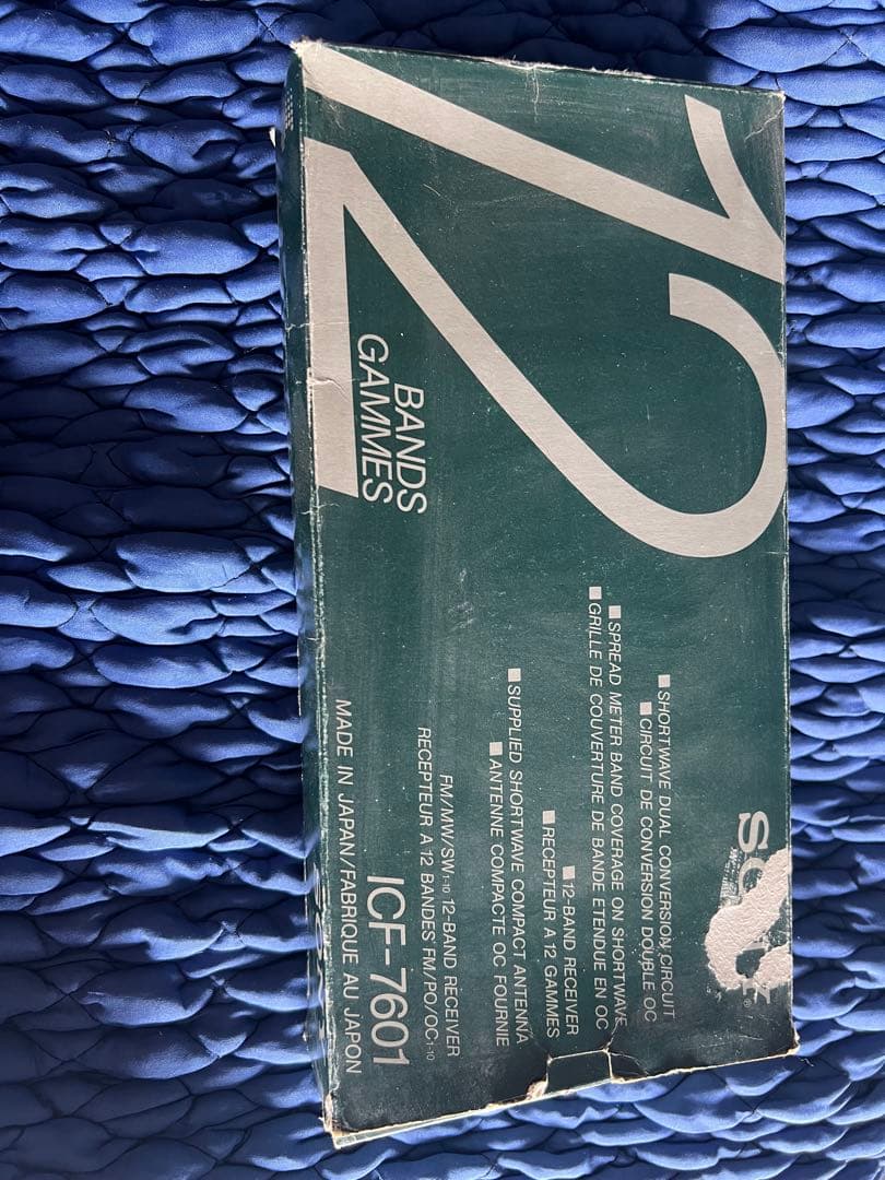 Sony ICF-7601 12バンドラジオ