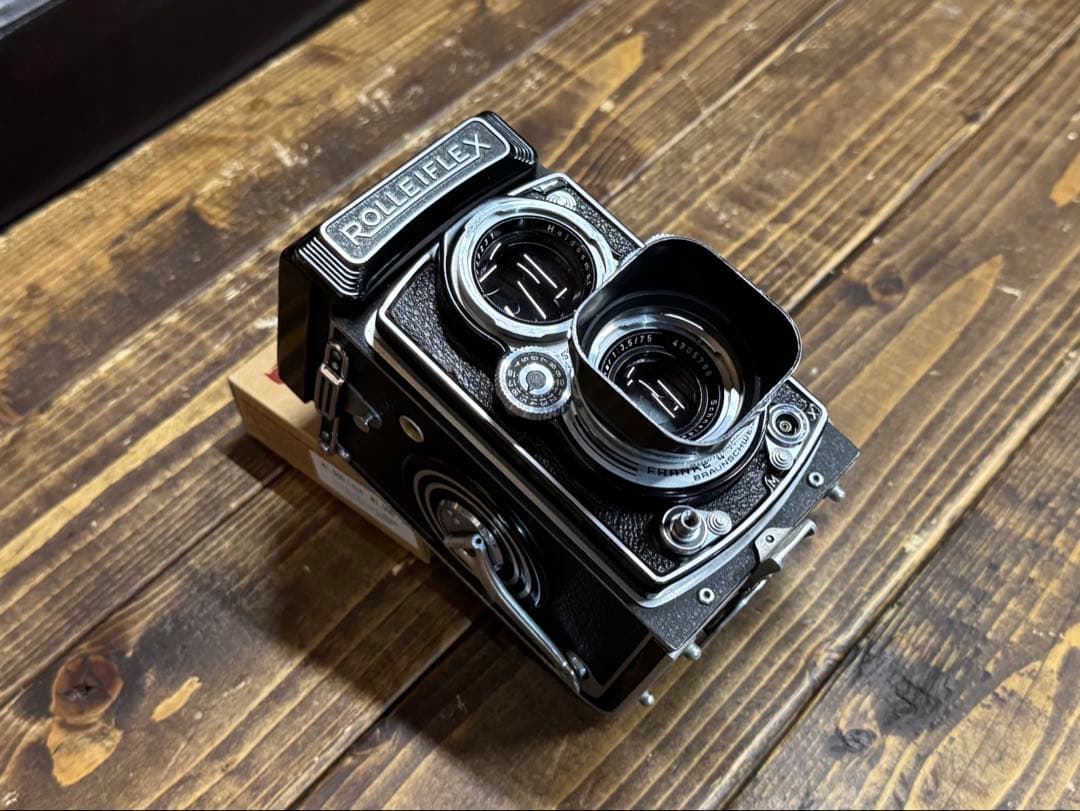 ローライフレックス 二眼レフ フィルム