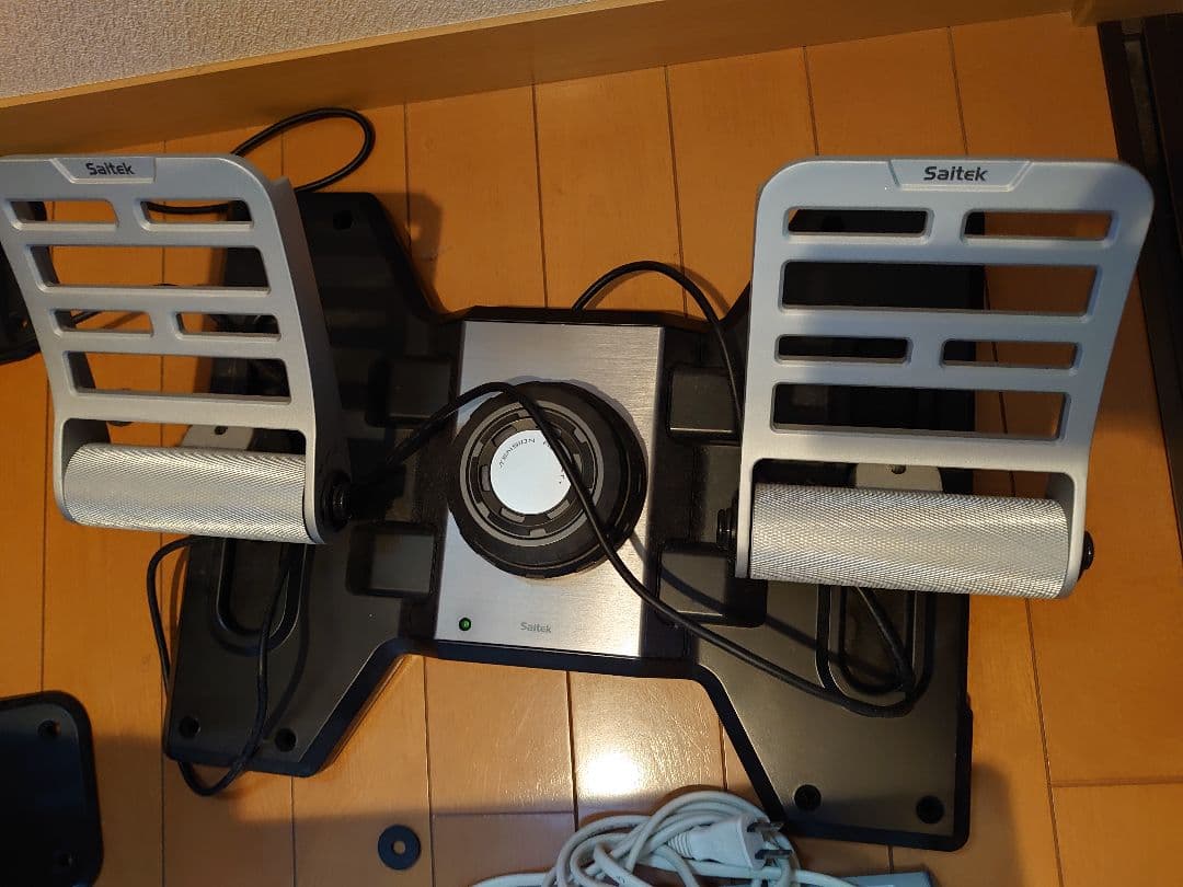 PC用ゲームコントローラー・コンバーター Saitek Pro Flight Combat Rudder Pedals