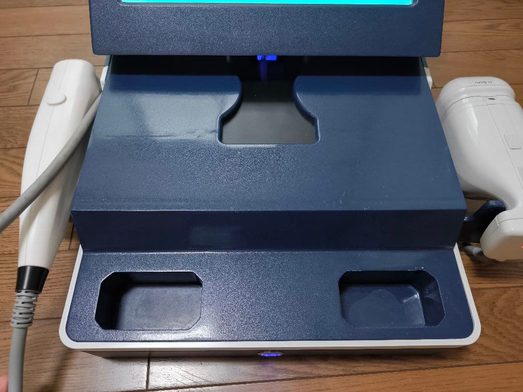 9DHIFE LIPO フェイシャル ライポソニックス 業務用 美容家電 中古品