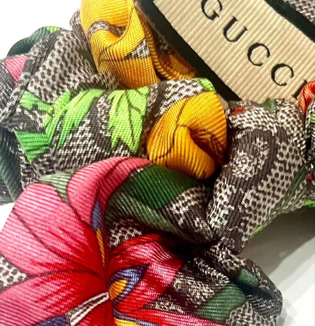 極美品☆グッチ GG柄シュシュ　ヘアゴム　ヘアアクセサリー リボン 花柄